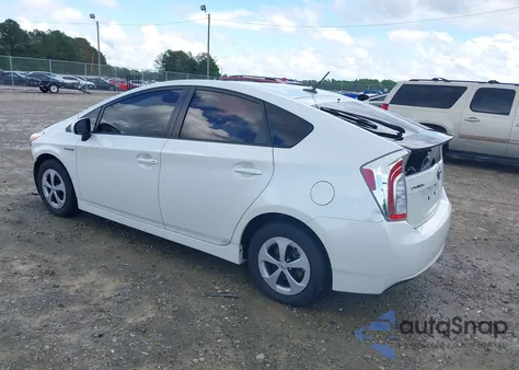 2015 Toyota Prius Four из США, поврежденный, VIN JTDKN3DU7F0418265